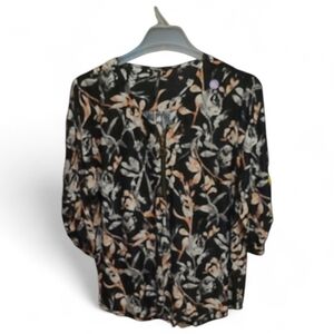 Cathy's Women's Black Floral Zip-Front Tunic